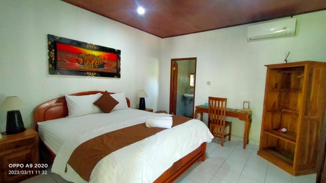 Serongga guest house Lebih Bagian luar foto